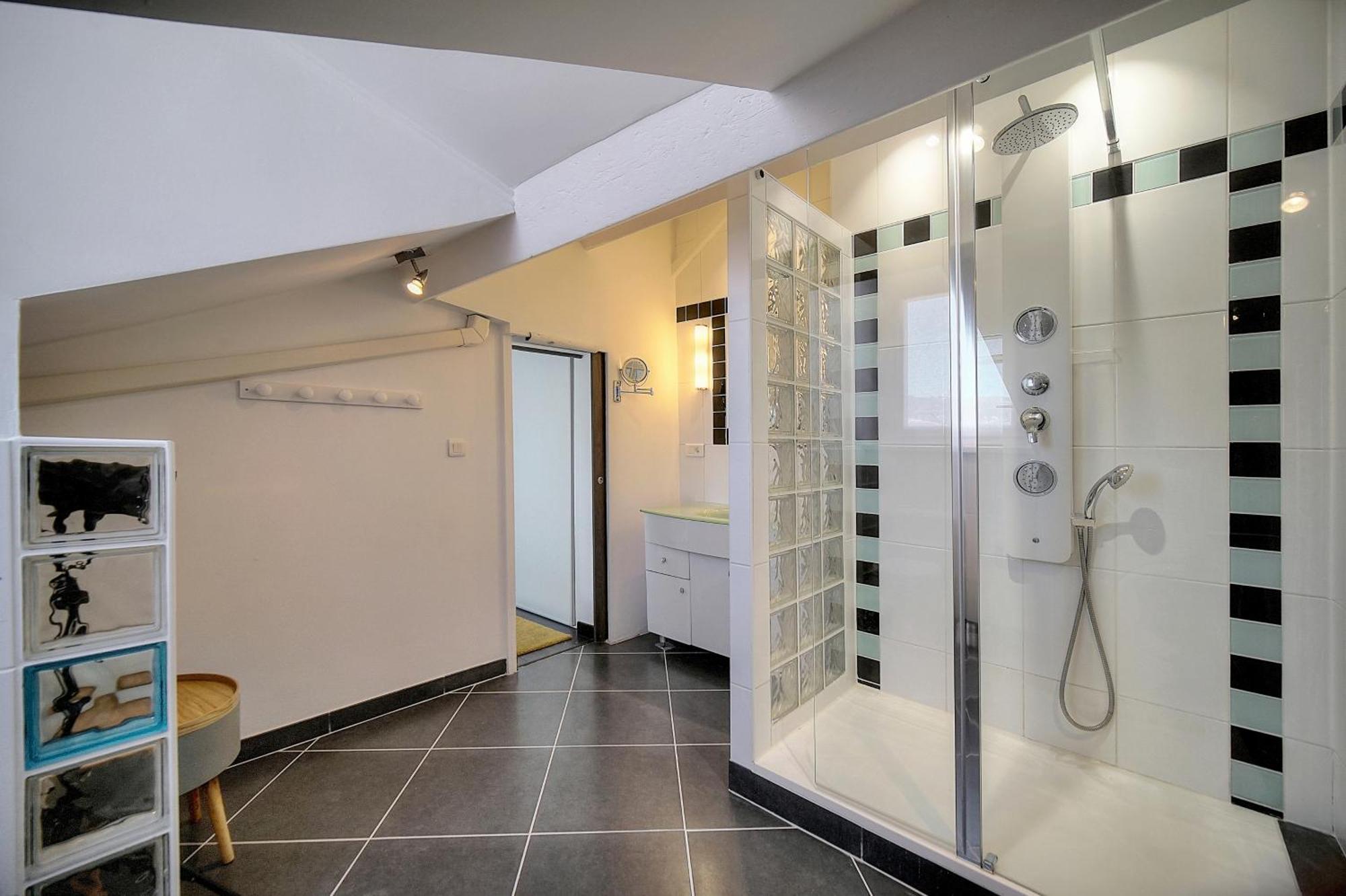 Immogroom - Luminious T2 - Center - Ac - Wifi Cannes